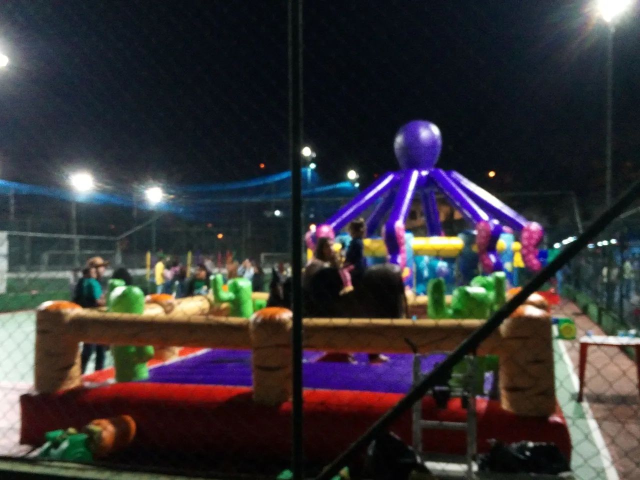 Castelo Inflável para Diversão de Crianças - Foto 5