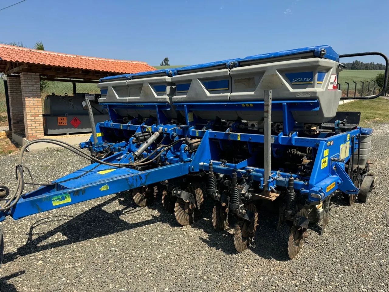 Plantadeira Semeato  9 linhas, aceito troca por camioneta ou automóvel de igual valor. - Foto 4