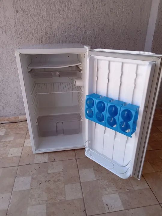 Frigobar consul 120l em perfeito estado e funcionamento  - Foto 5