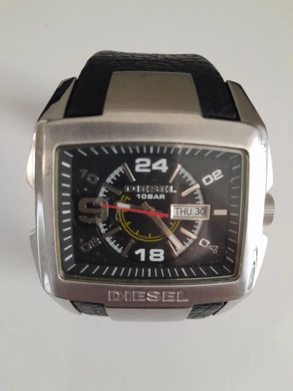 Relógio Diesel Masculino Dz-1059 Quadrado Aço e Couro - Foto 2