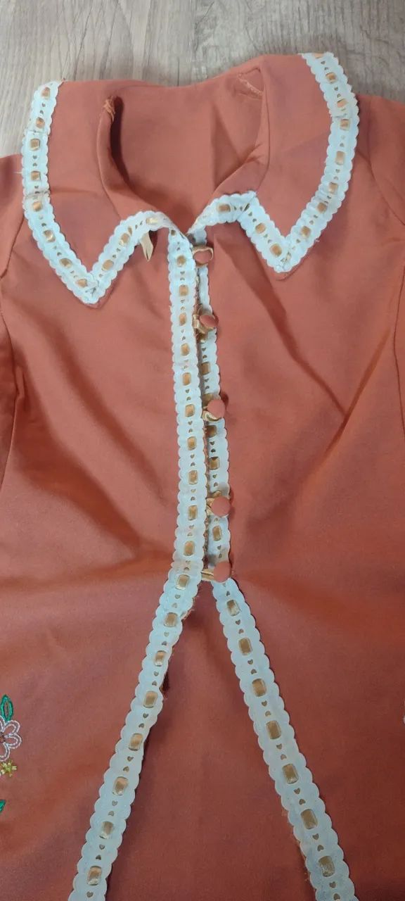 Conjunto de prenda (capa +saia) - Foto 3