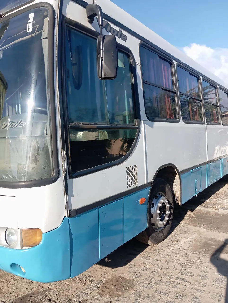 Ônibus 2006 eletrônico 1722 todo revisado