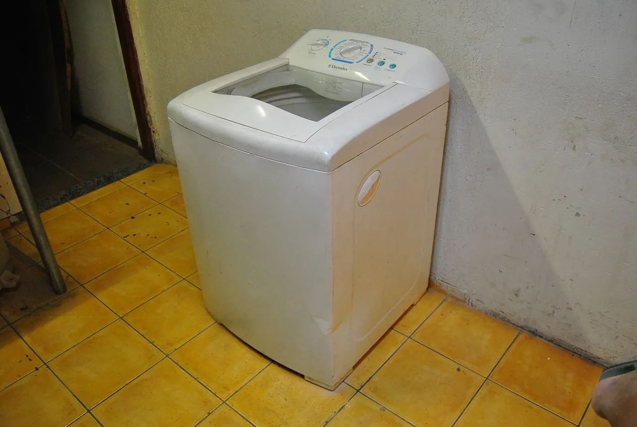 Máquina de Lavar Electrolux de 12 kg em perfeito estado + Entrega grátis  - Foto 5