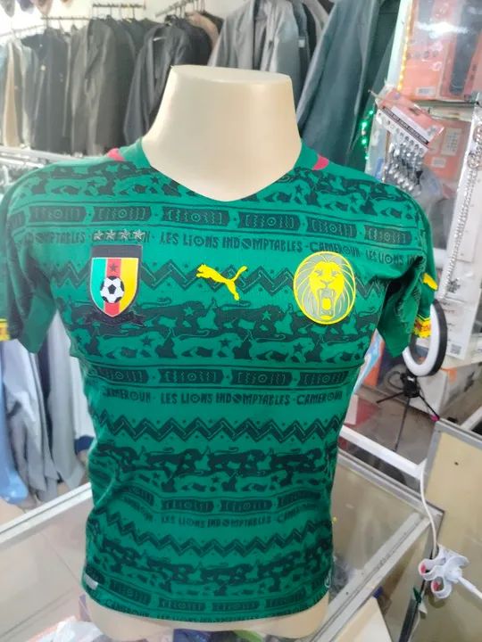 Camisa de Futebol Camarões - Puma - Tamanho P - Foto 2