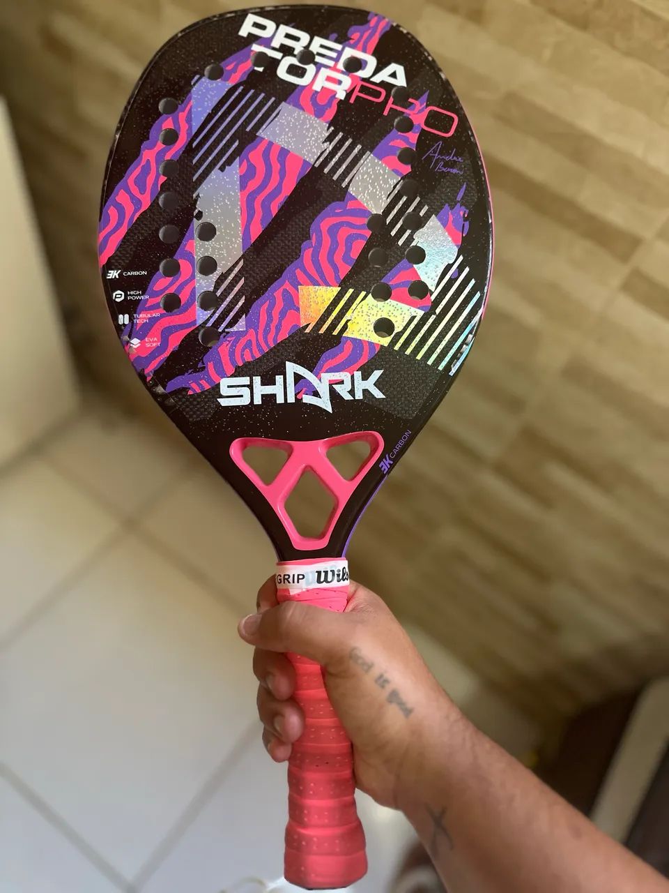 raquete shark predator