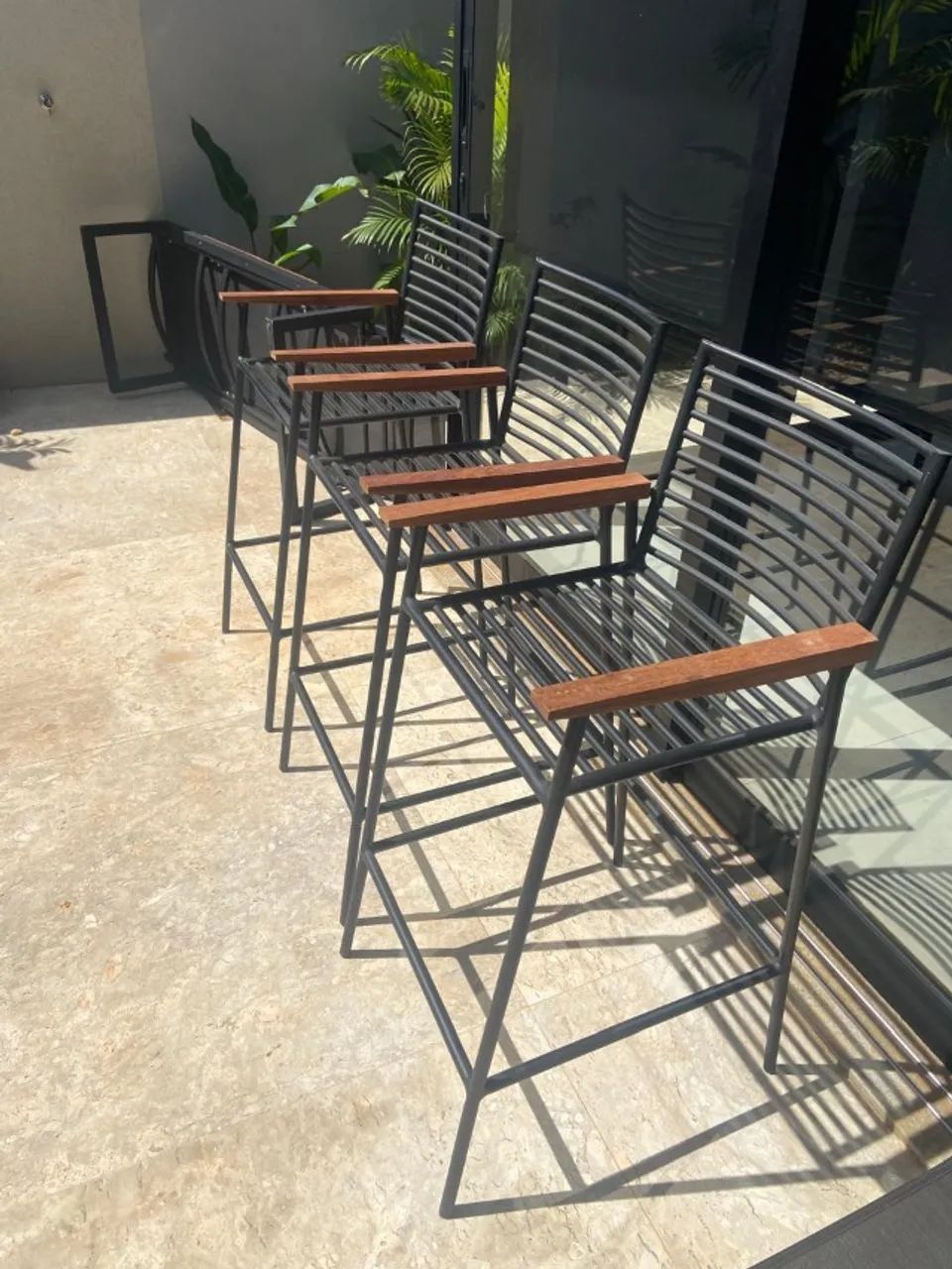 Conjunto de banquetas de aço - Foto 2