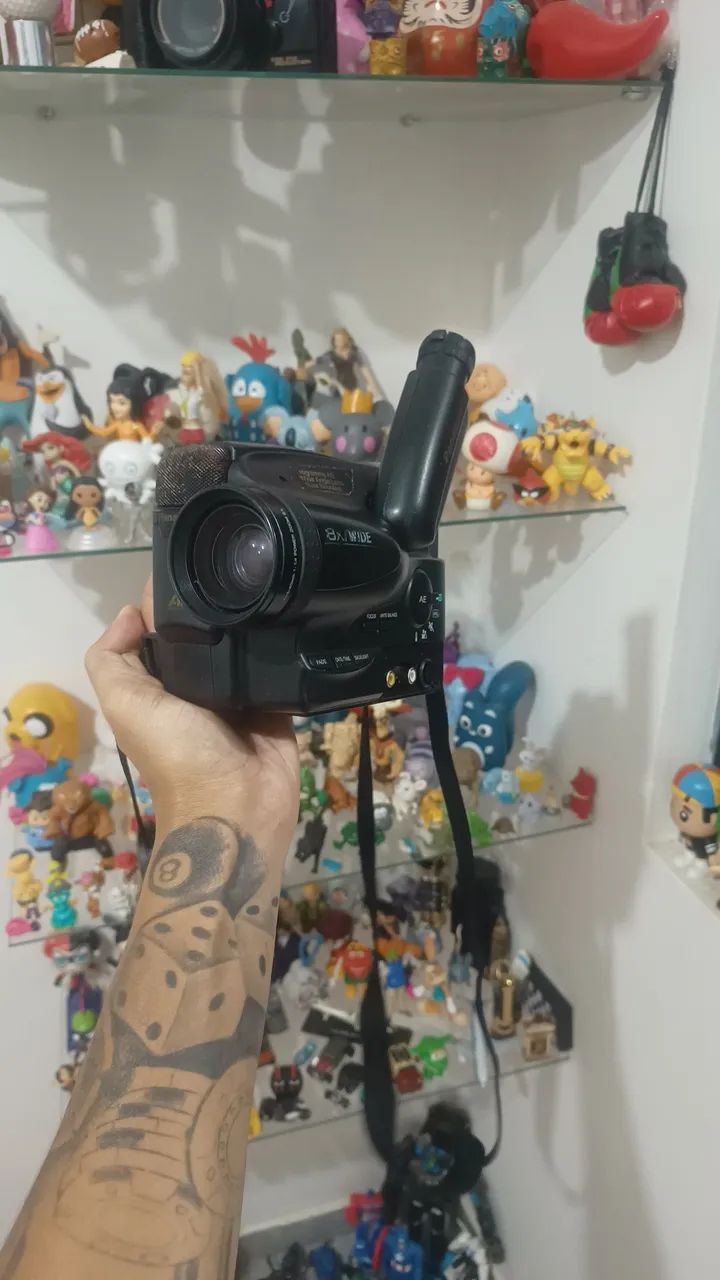 Antiga Filmadora Panasonic VHSC Palmcorder NV-S50PN - Foto 4