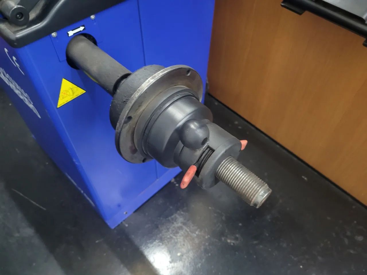 Máquina de balanceamento de pneus MR-7070B - Foto 5