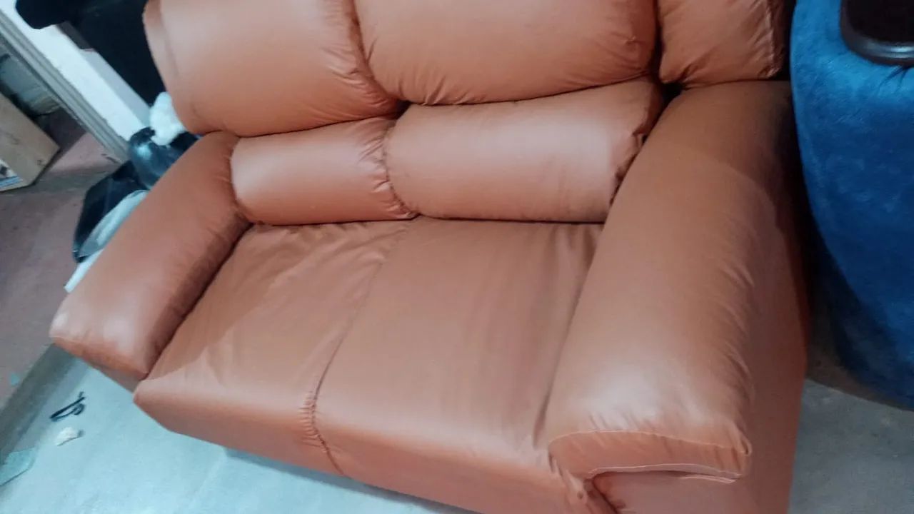 Sofá - Conjunto de 3 e 2 lugares - Foto 2