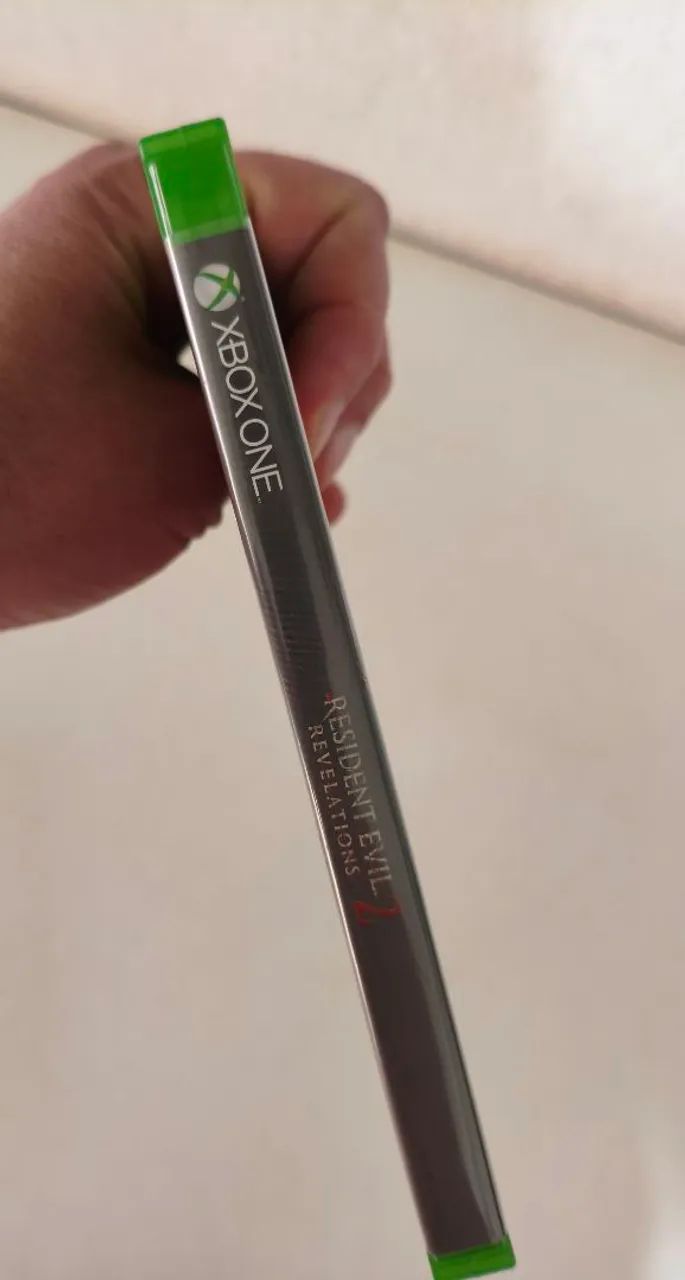 Resident Evil Revelations 2 Xbox One  - Foto 3
