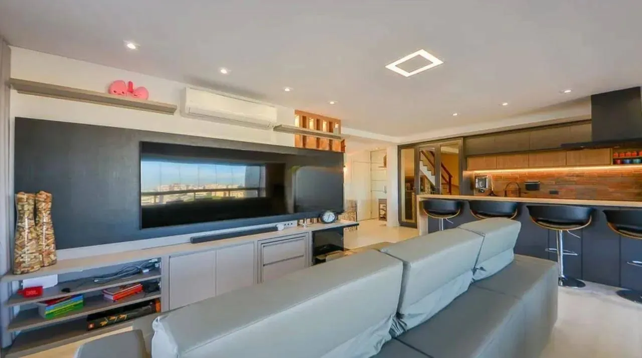 Água Verde, Cobertura Duplex, Ed. Win, 3 Quartos, 2 Vagas,142.48m² Privativos, Condomínio