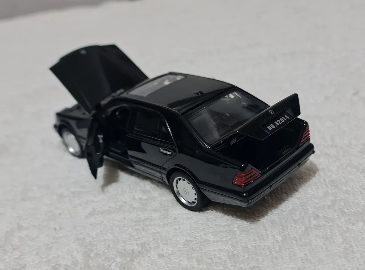 Carrinho miniatura Mercedes-Benz Classic S-W140  - Foto 2