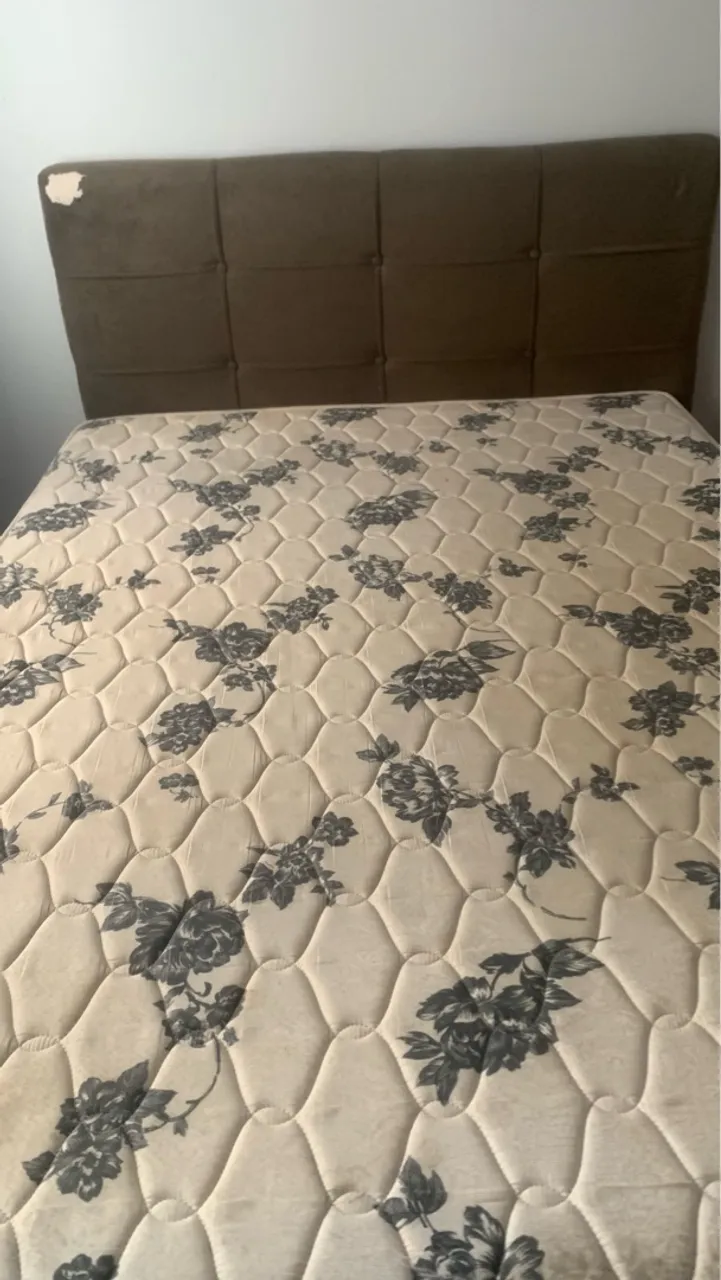 Cama marca Gazin casal