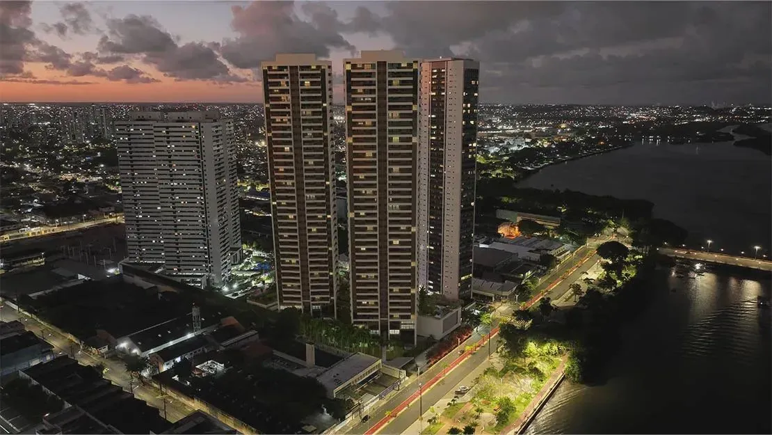 Imóvel para venda possui 121 metros quadrados com 3 quartos em Santo Amaro - Recife - PE