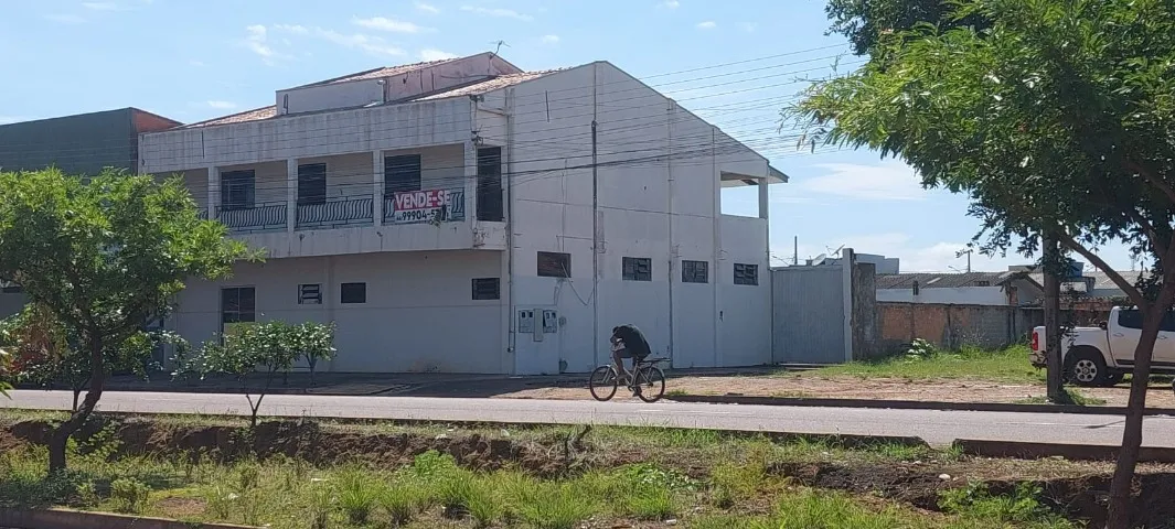 Alugo salas comerciais - Av. dos Ingás 5028 (84,5m2 cada sala)