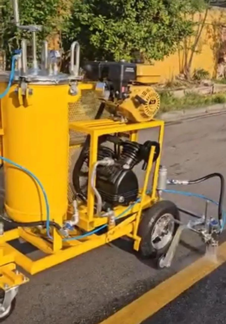 Máquina de sinalização viária 20 e 40 pes - Foto 6