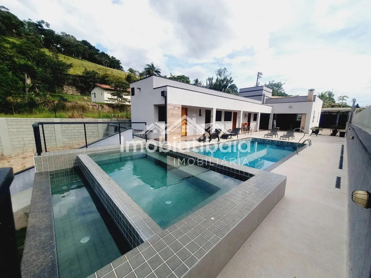 Chácara à venda cond. Alpes de Bom Jesus - Bom Jesus dos Perdões - 1.250m²