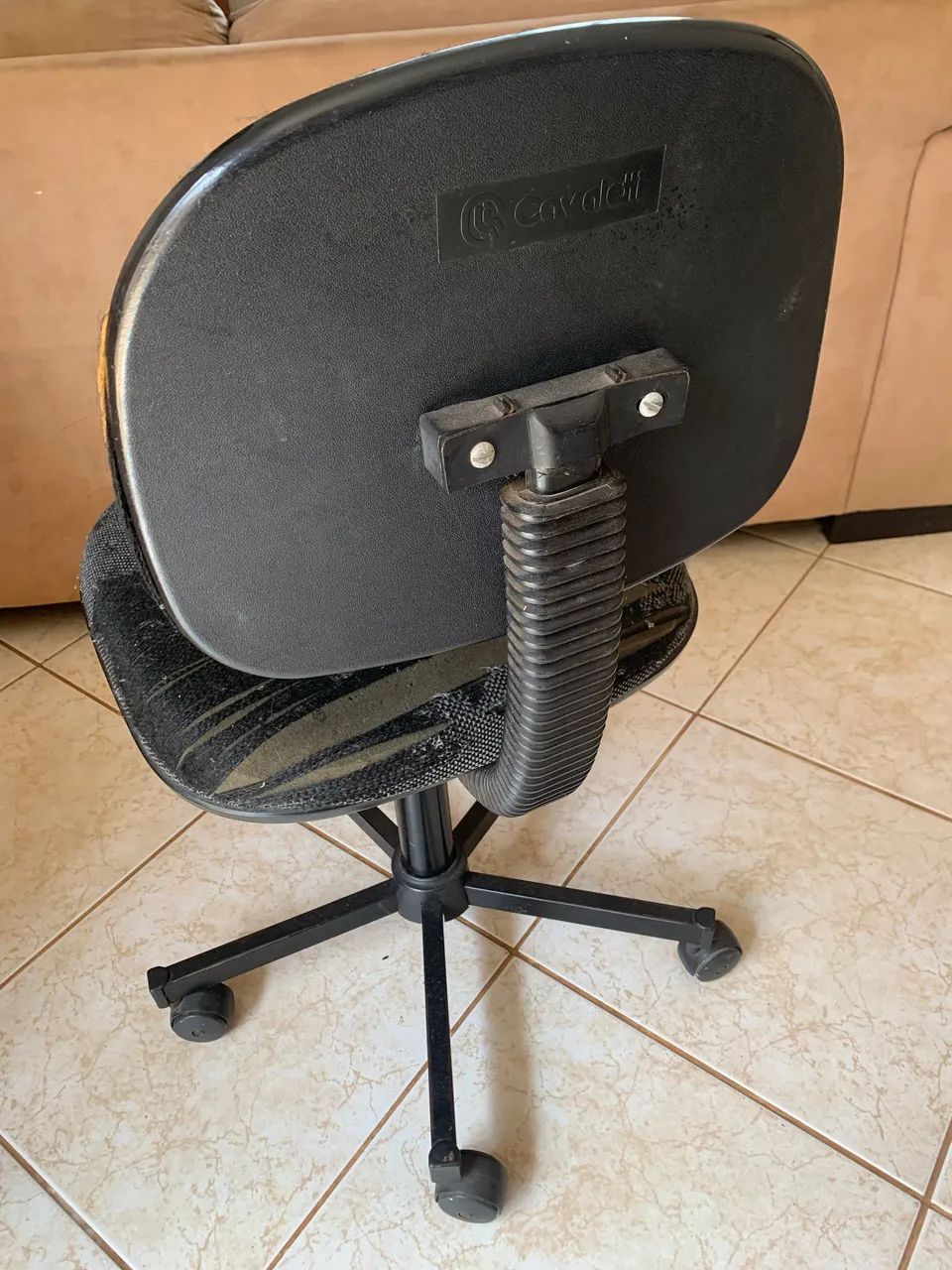 Cadeira de escritório com rodinhas - Foto 2