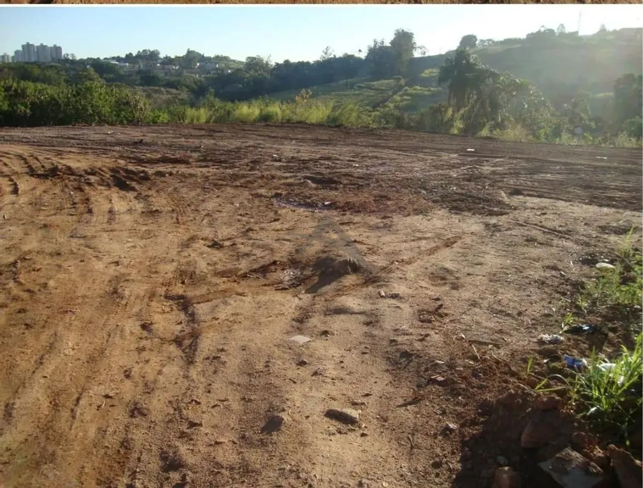 Terreno à venda em Campinas, Parque Rural Fazenda Santa Cândida, com 1600 m²