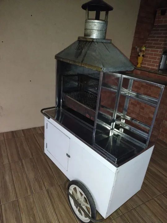 Churrasqueira e rot dog.