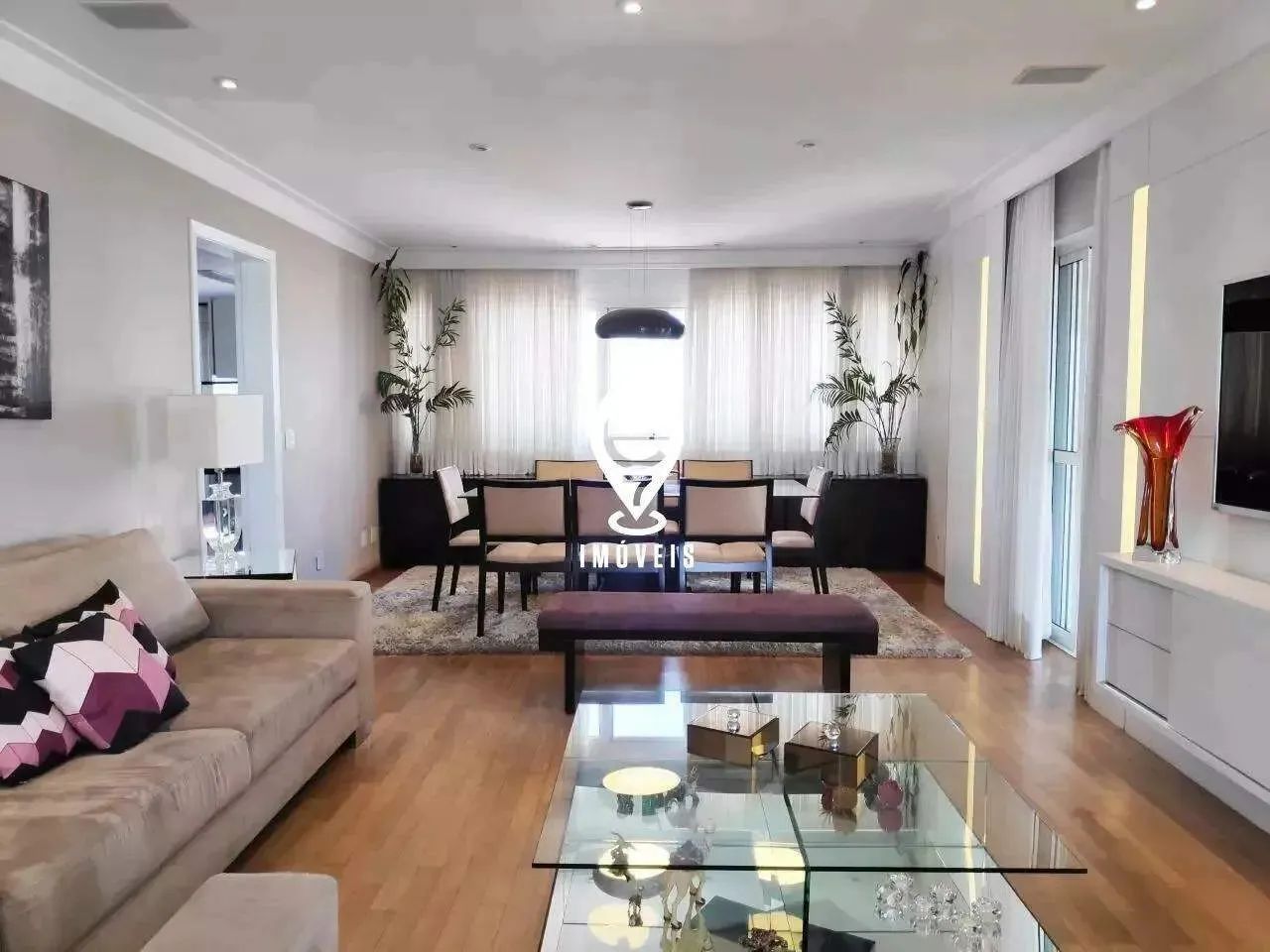 ALUGA EXCELENTE APARTAMENTO DE 197M² EM MIRANDÓPOLIS