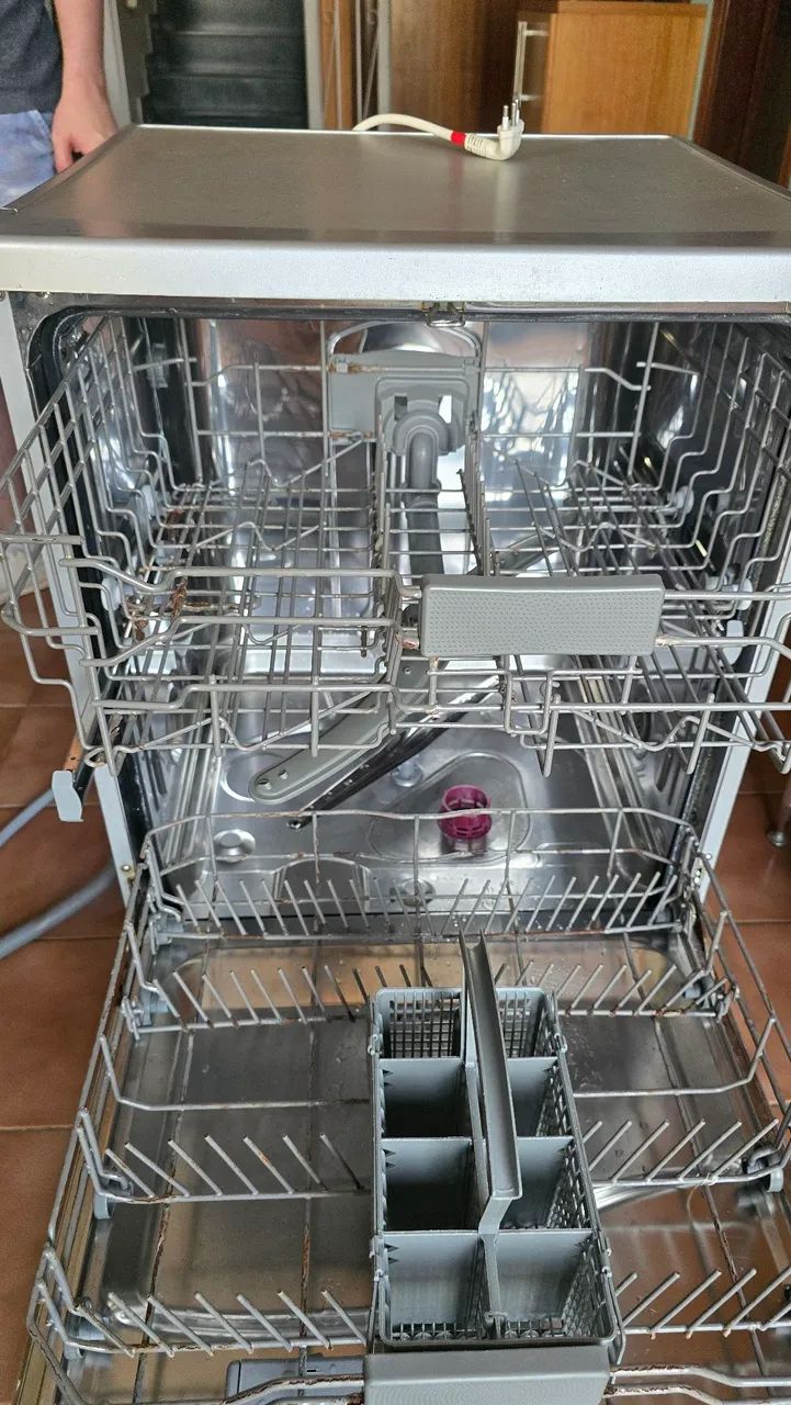 Lava-louças GE - impecável! - Foto 6