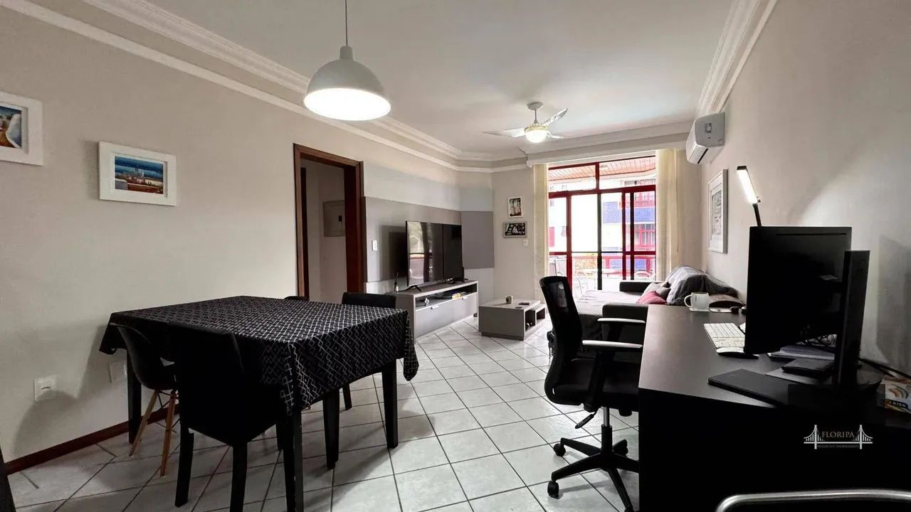Apartamento a poucos metros do Mar na Praia Brava Floripa!