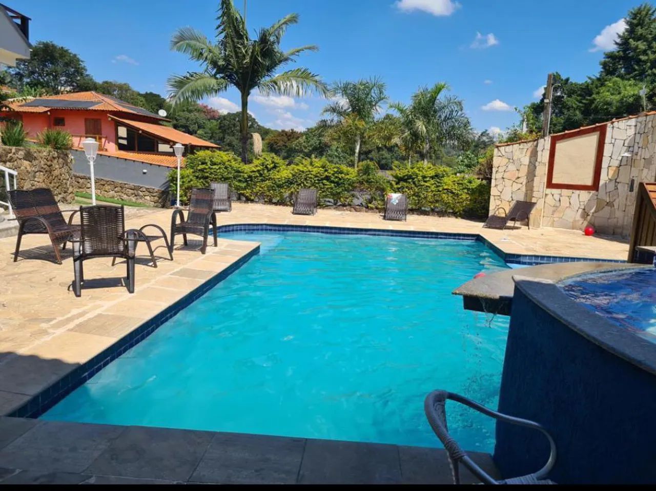 Chácara em Atibaia  disponível para locação 