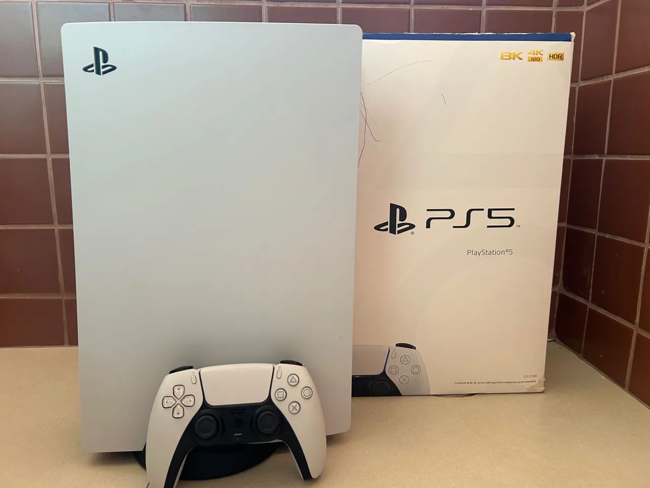 PS5 Fat semi novo