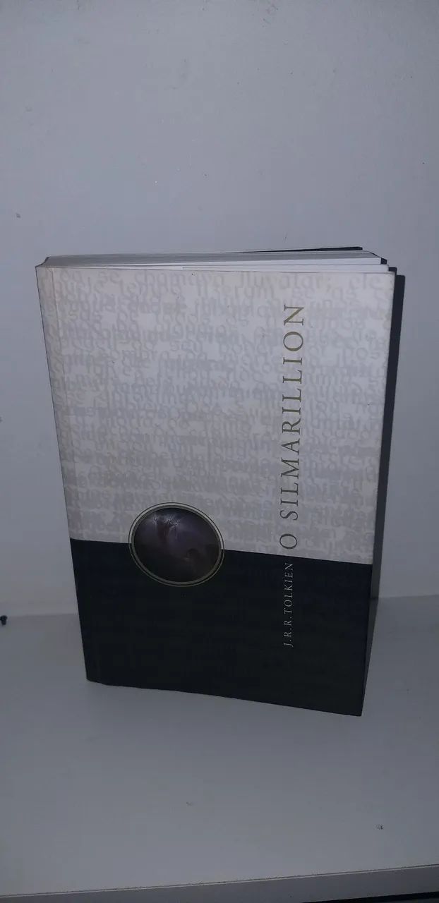 O Silmarillion - J.R.R. Tolkien