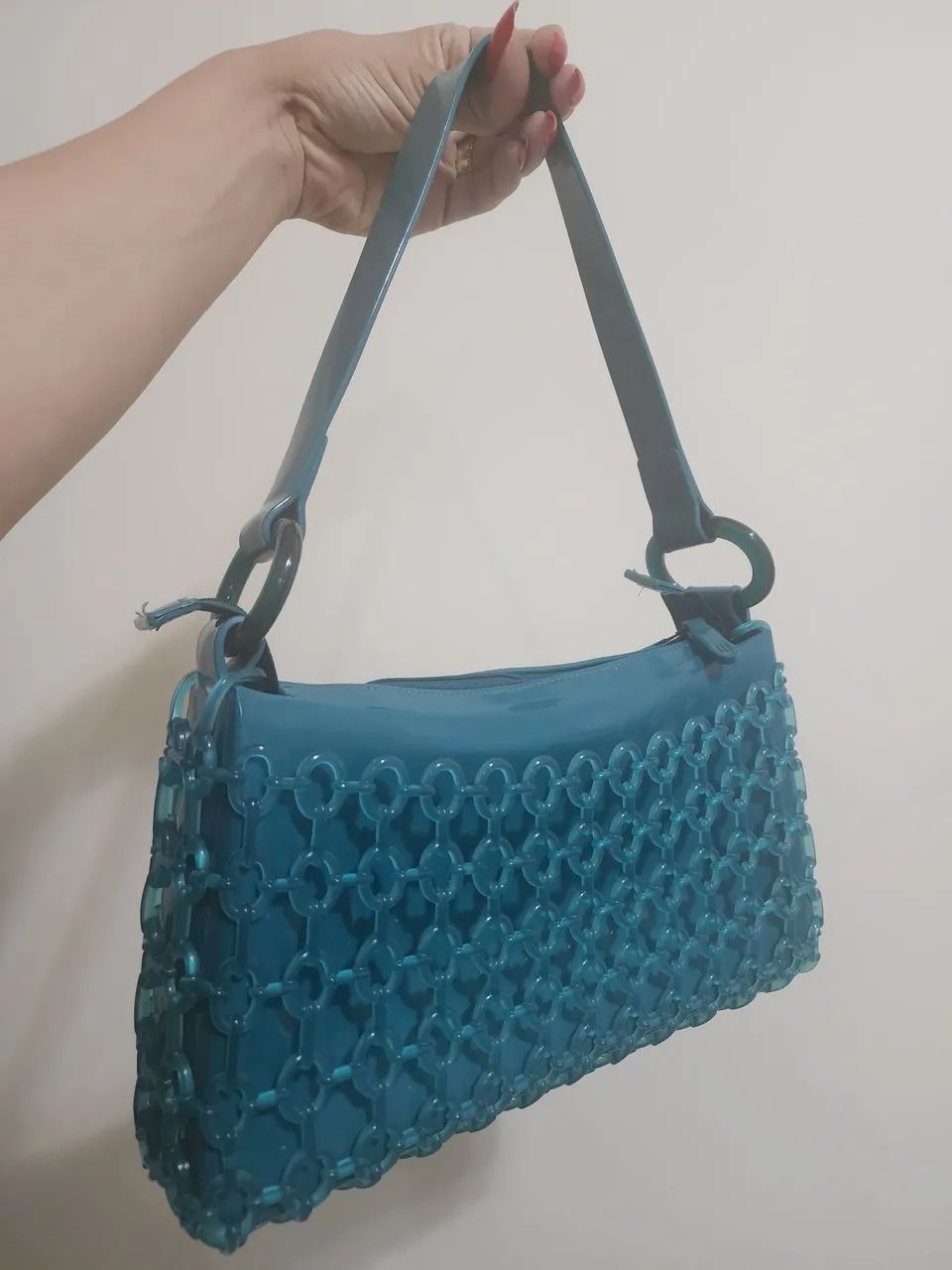 melissa hoop bag no site 289,90 e aqui 180,00