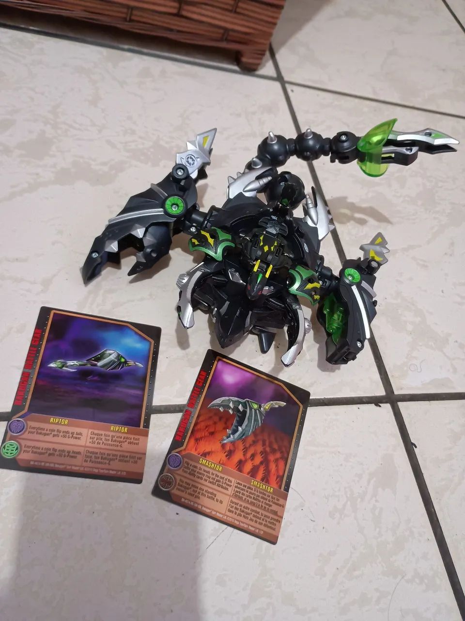 Bakugan dharak colossus 