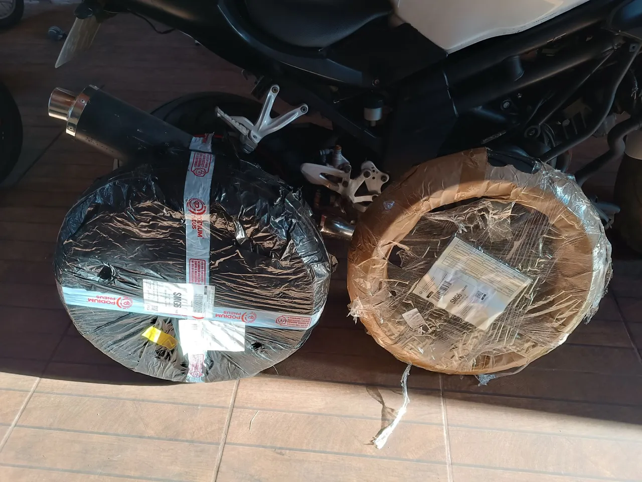 Pneus para Moto - Novos