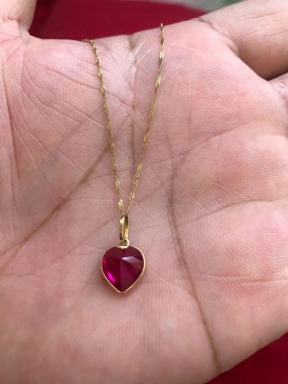 Conjunto de Colar e Brincos com Pedra Vermelha - Foto 2