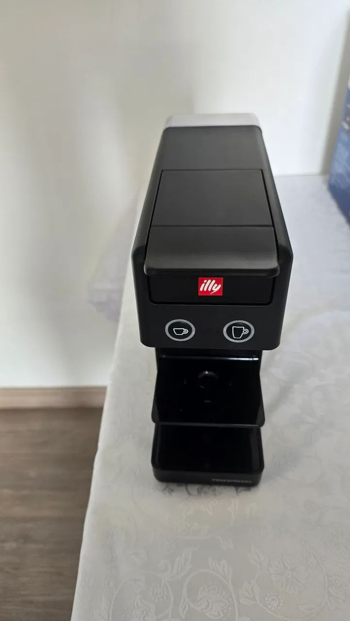 Máquina de Café Illy Iperespresso Preta - Foto 2