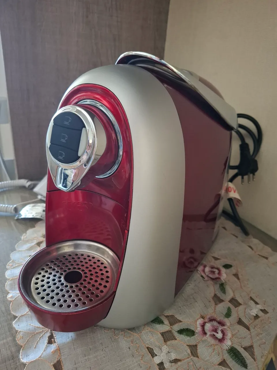 Cafeteira Espresso Modo Vermelha Automática - TRES 3 Corações - 110V