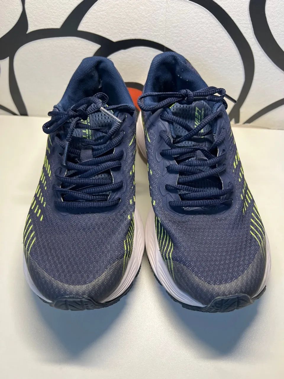 Tênis Under Armour Azul com Detalhes em Verde - Foto 5