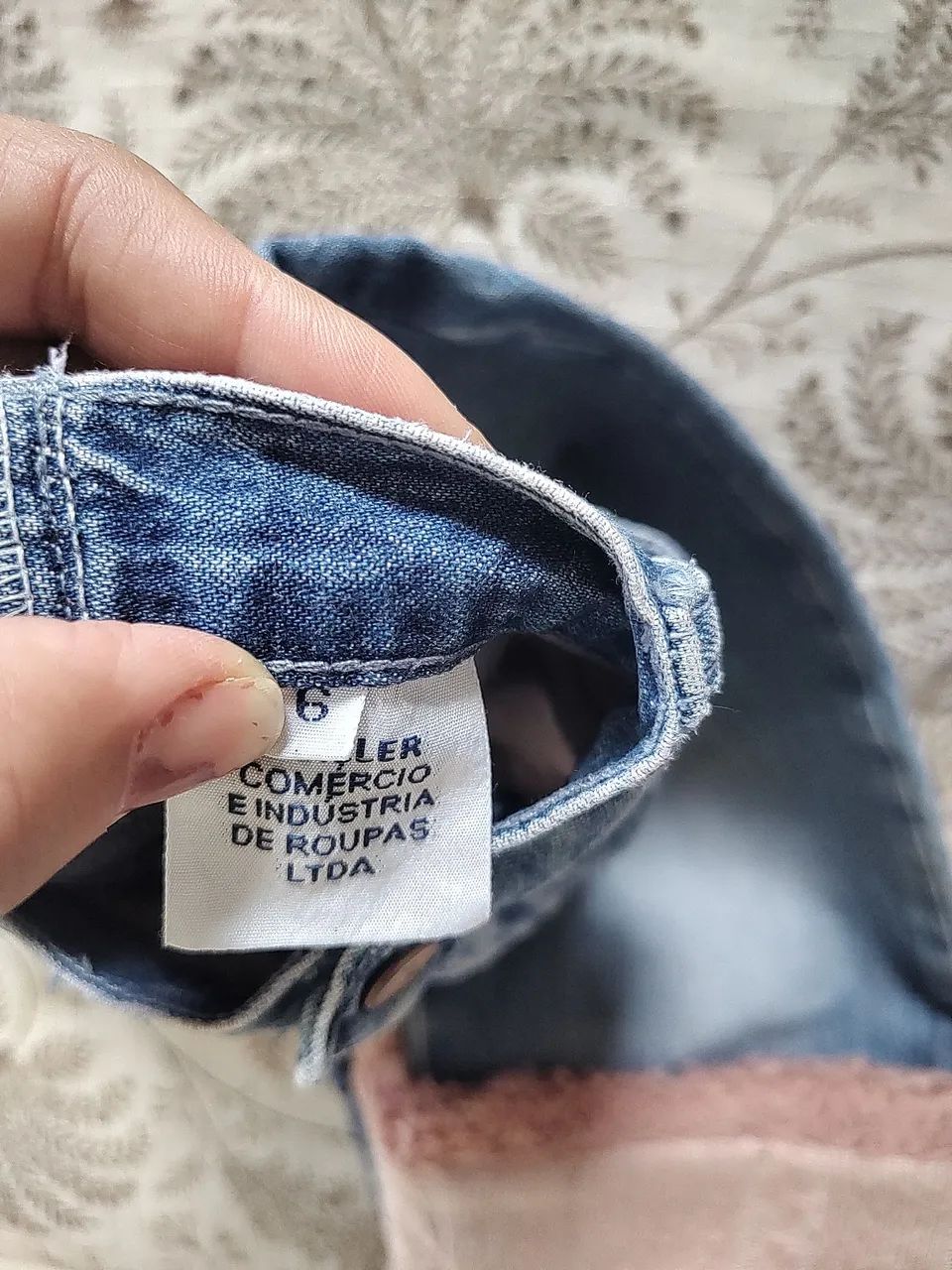 3 calças tamanho 6 - Foto 4