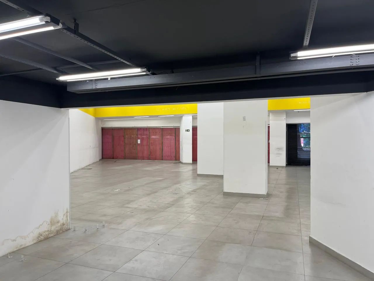Ponto Comercial/Loja/Box no Humaitá - Foto 3