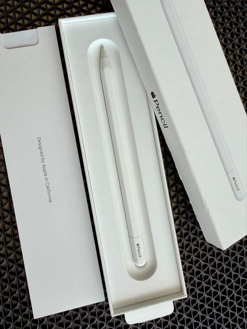 Apple Pencil USB-C para iPad - Foto 3