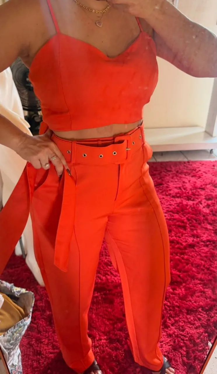 Conjunto Top e Calça Social Com Cinto. - Foto 3