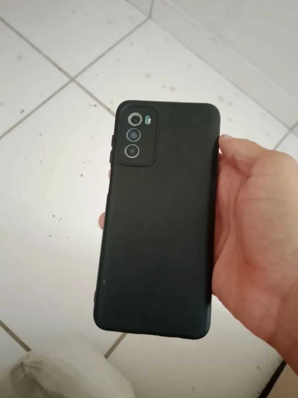 troco motog52 128 em notebook ouvem iPhone xr ou 8 - Foto 2