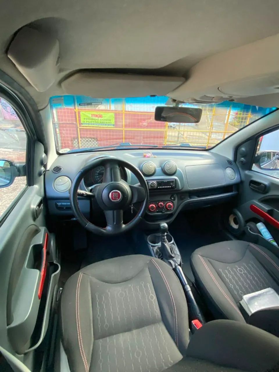 Fiat Uno Sporting 1.4 EVO Fire Flex 8V 4P 2012 - Foto 3