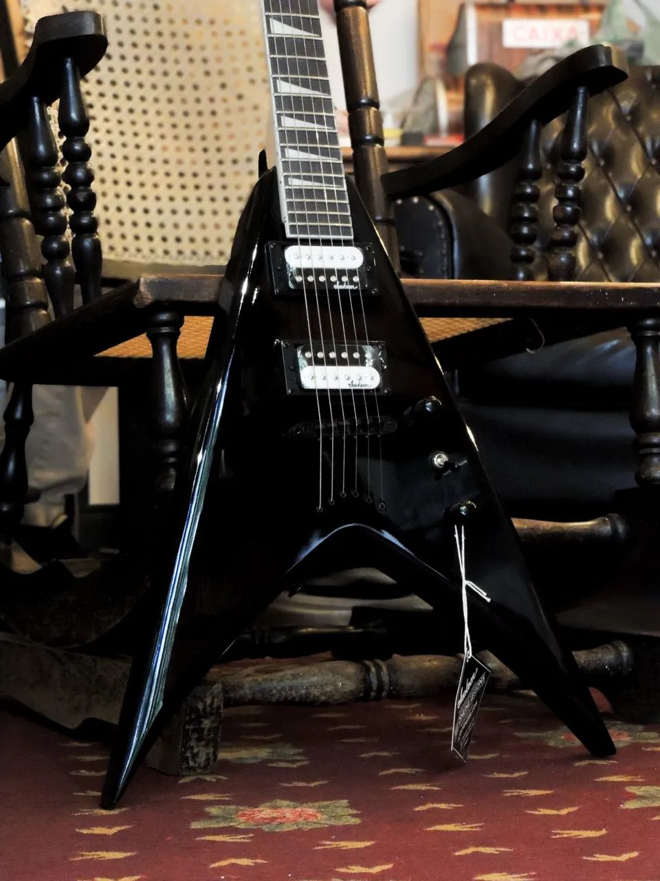 Guitarra Jackson King V JS32 nova - Foto 2