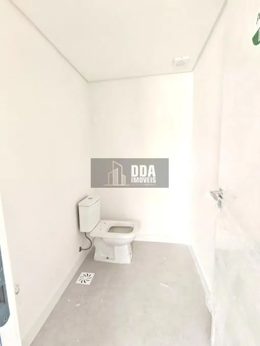 Sala comercial com 76,17 m² a 50 metros da Praia de Jurerê - Foto 3