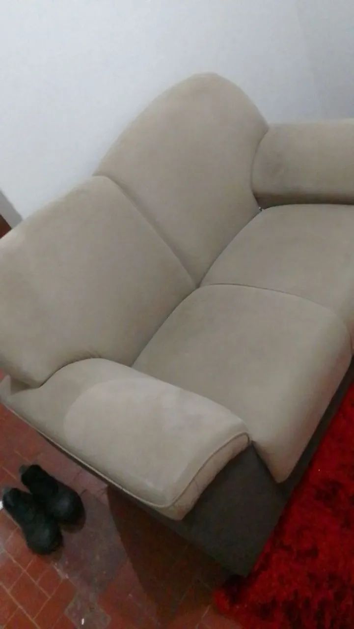 Vendo sofa de 2 lugares  - Foto 2