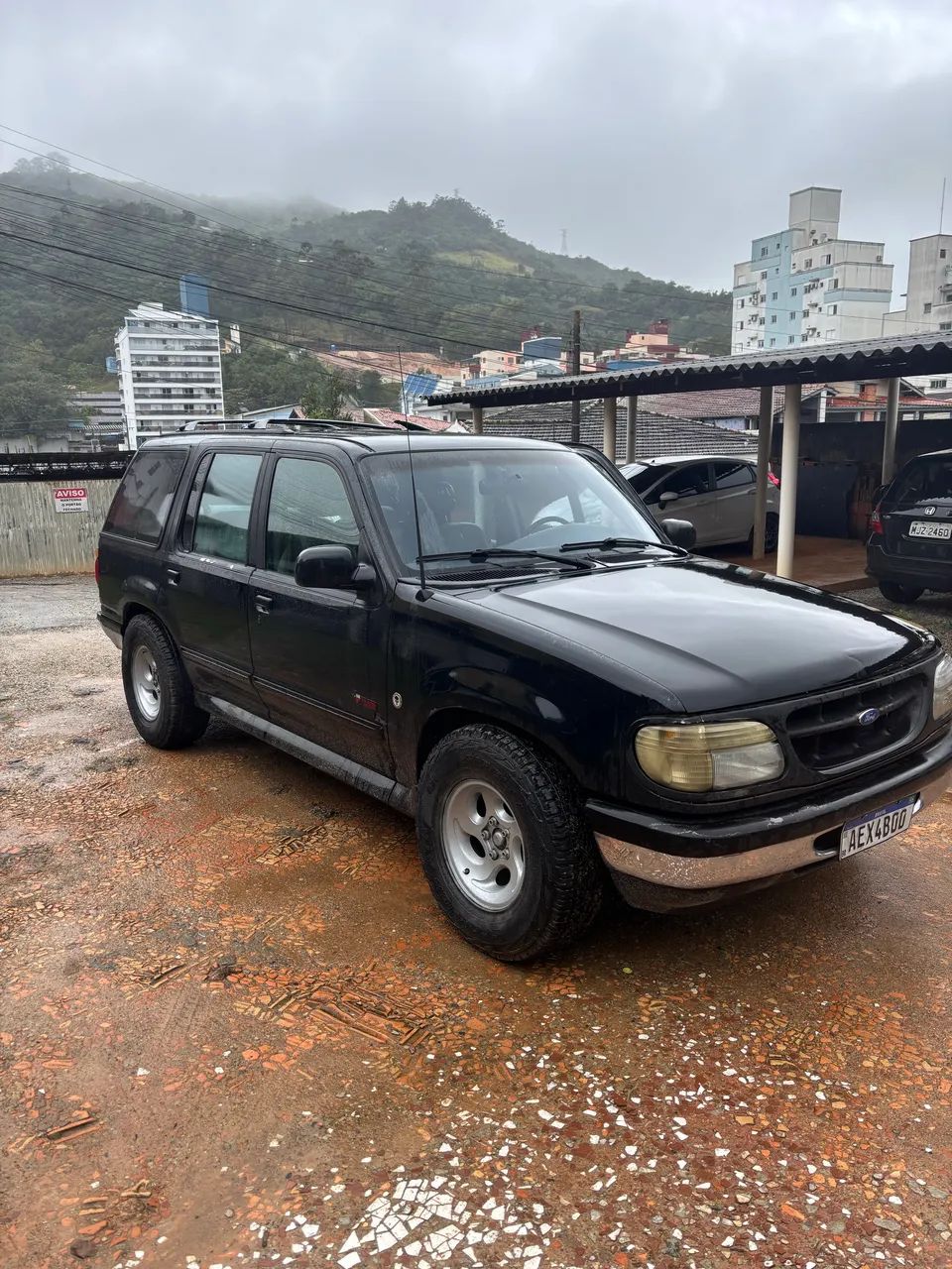 Ford Explorer XLT 4X2 4.0 V6 1997 - Foto 5