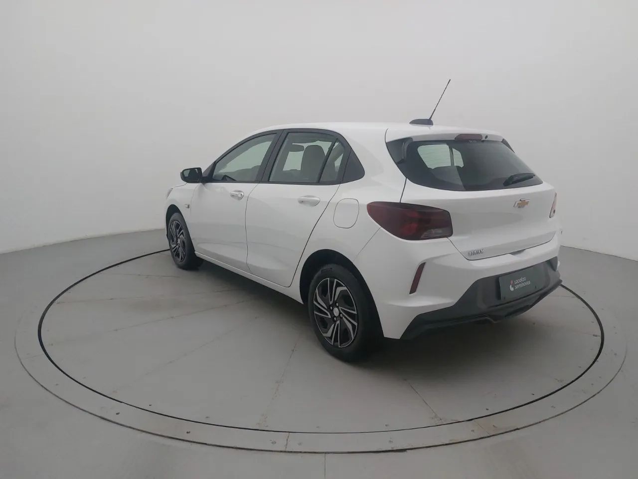 Chevrolet Onix Hatch 1.0 12V Flex Mec. 4P, foto 3 de 18
