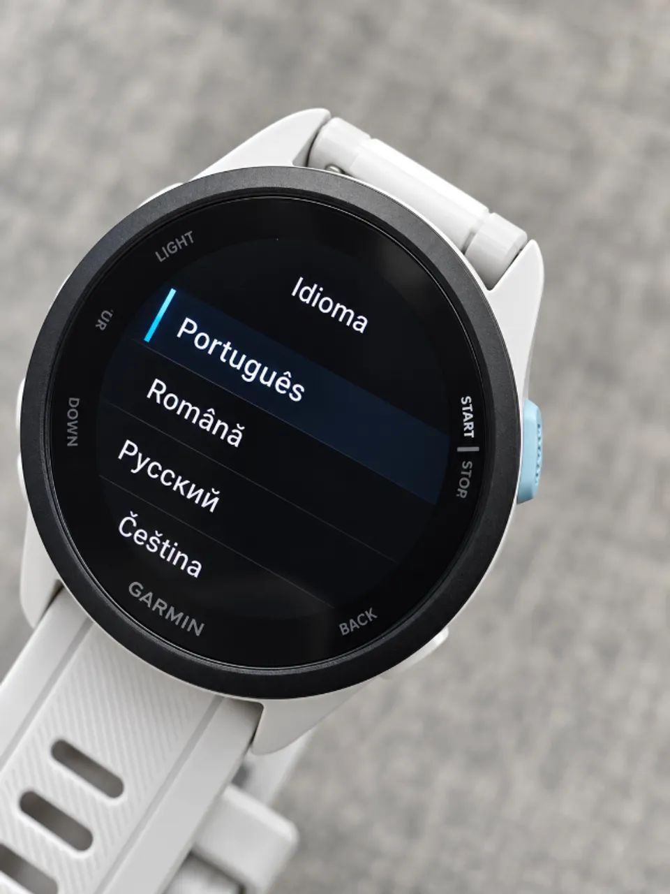 Relógio Smartwatch Garmin Forerunner 165 - Foto 2