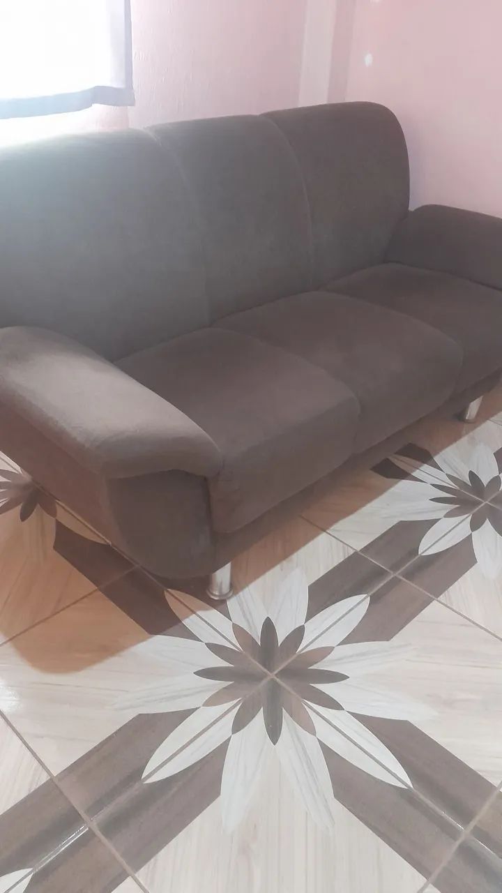 Sofá  3 lugares,novo. 